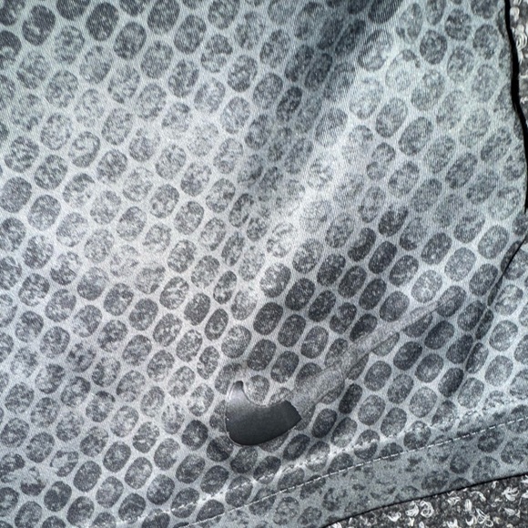 NIKE DRI FIT SHORTS BLACK/ GREY GEO PATTERN BASKETBALL SHORTS SIZE M - Picture 10 of 12